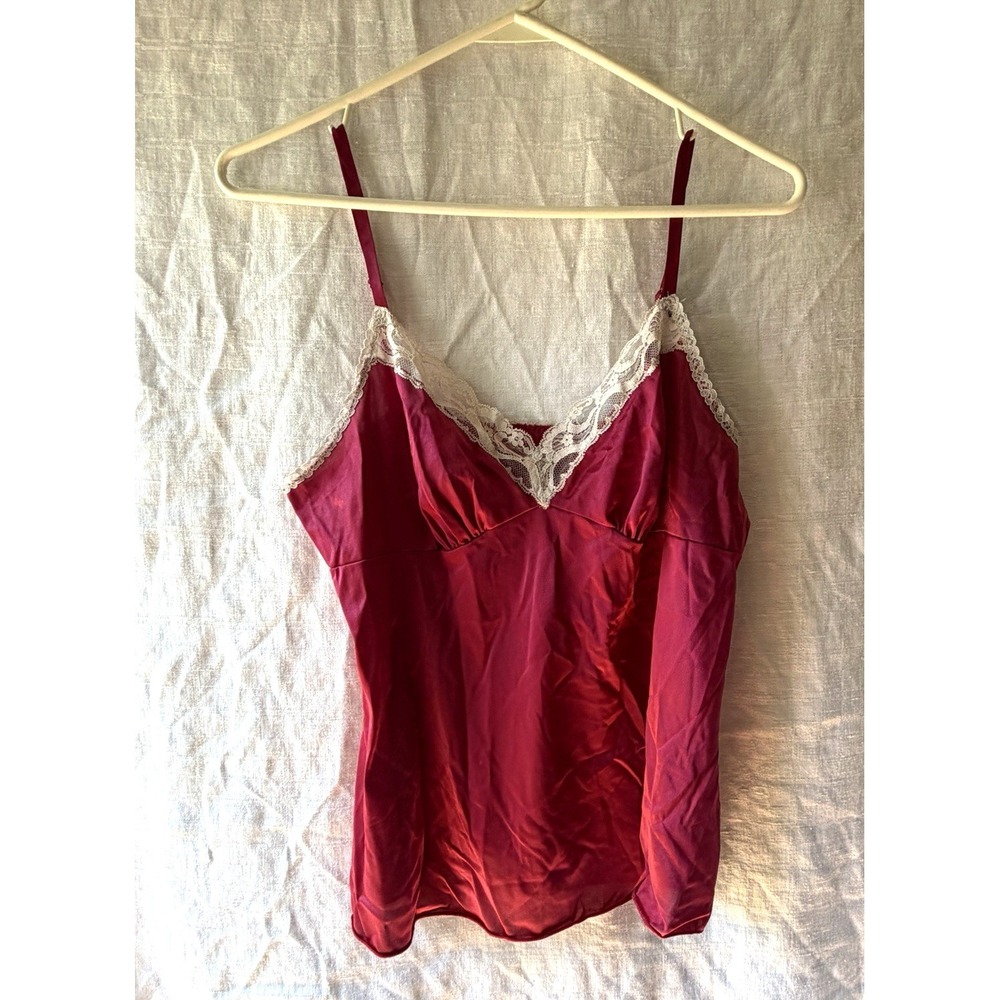 Vanity Fair Burgundy Satin Lace Camisole Womens‎ Adjustable Strap Made USA Sz 36